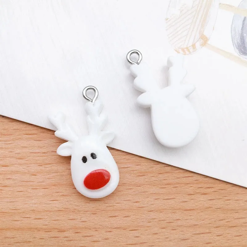 1 Piece 15 * 22mm 15 * 26mm 17 * 22mm Resin Christmas Tree Santa Claus Christmas Socks Pendant