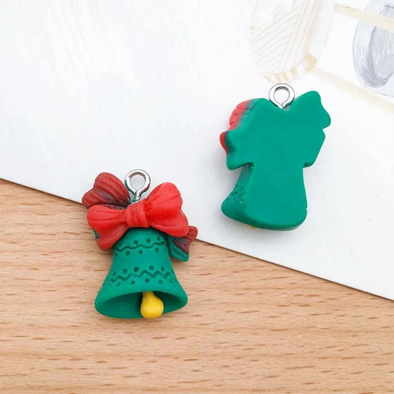 1 Piece 15 * 22mm 15 * 26mm 17 * 22mm Resin Christmas Tree Santa Claus Christmas Socks Pendant