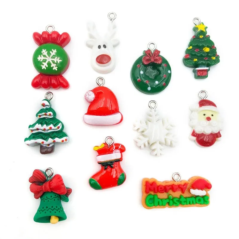 1 Piece 15 * 22mm 15 * 26mm 17 * 22mm Resin Christmas Tree Santa Claus Christmas Socks Pendant