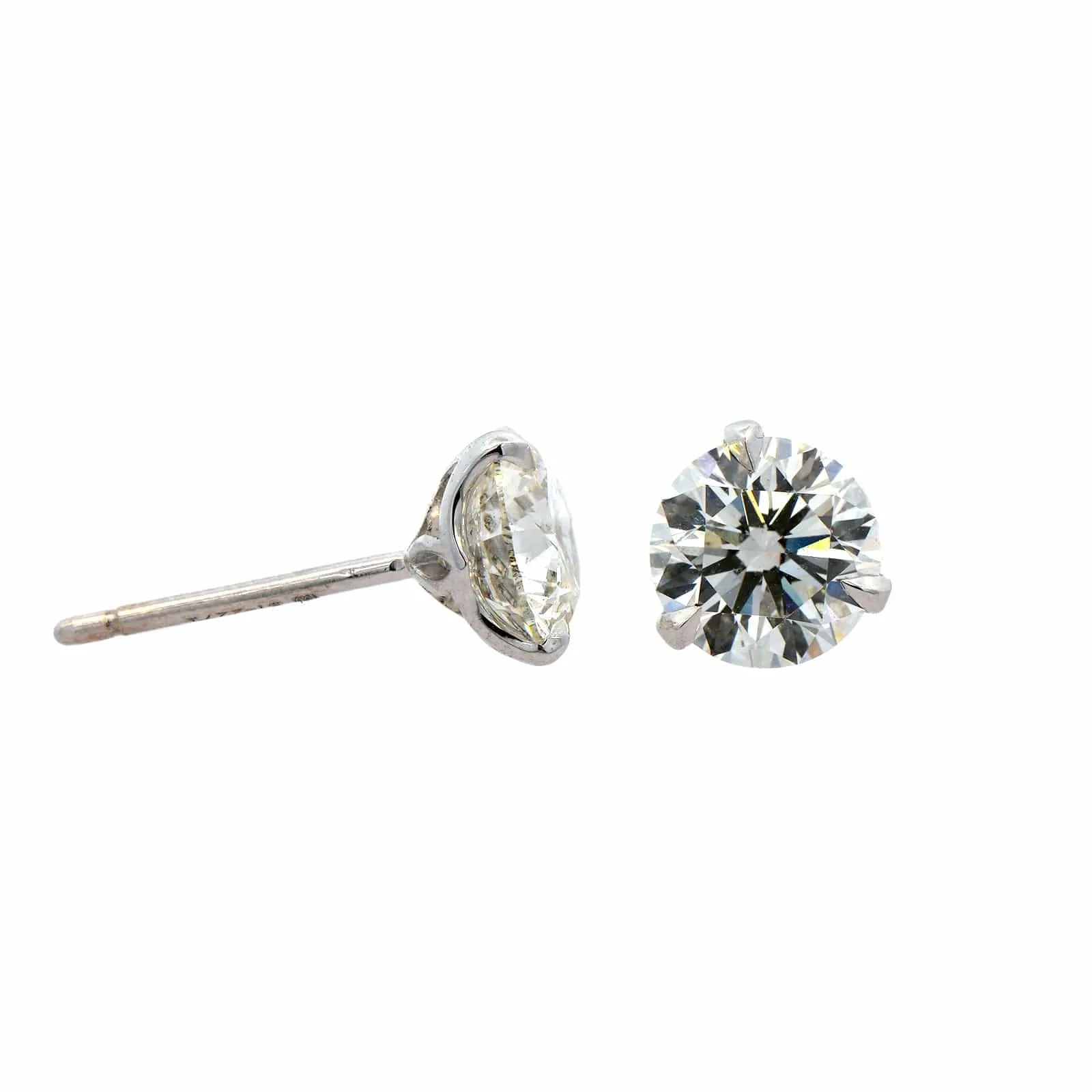 18K White Gold 3 Prong Diamond Stud Earrings