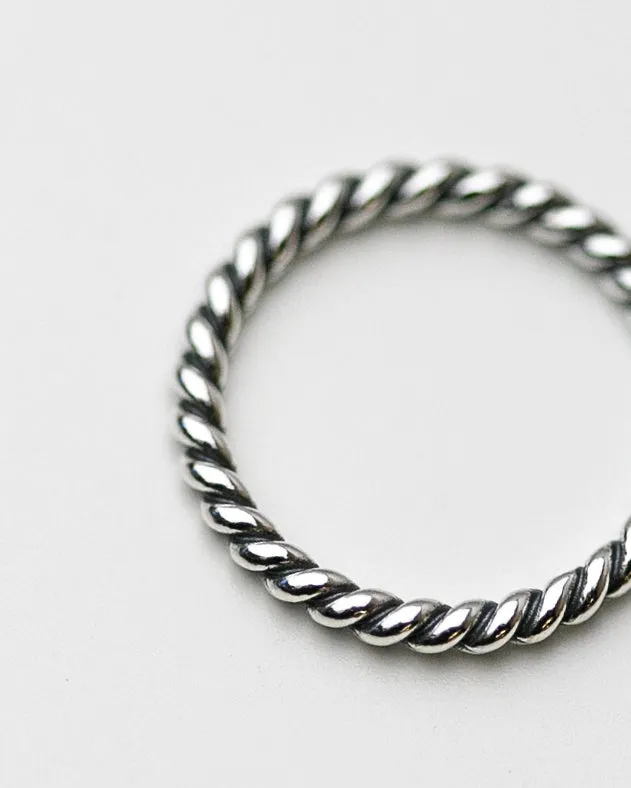 3.5 Twisted Ring