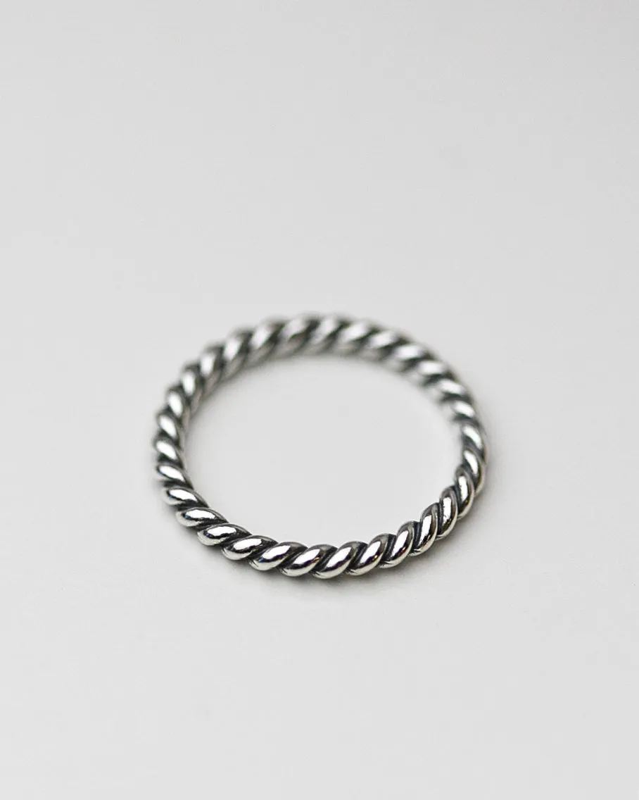 3.5 Twisted Ring