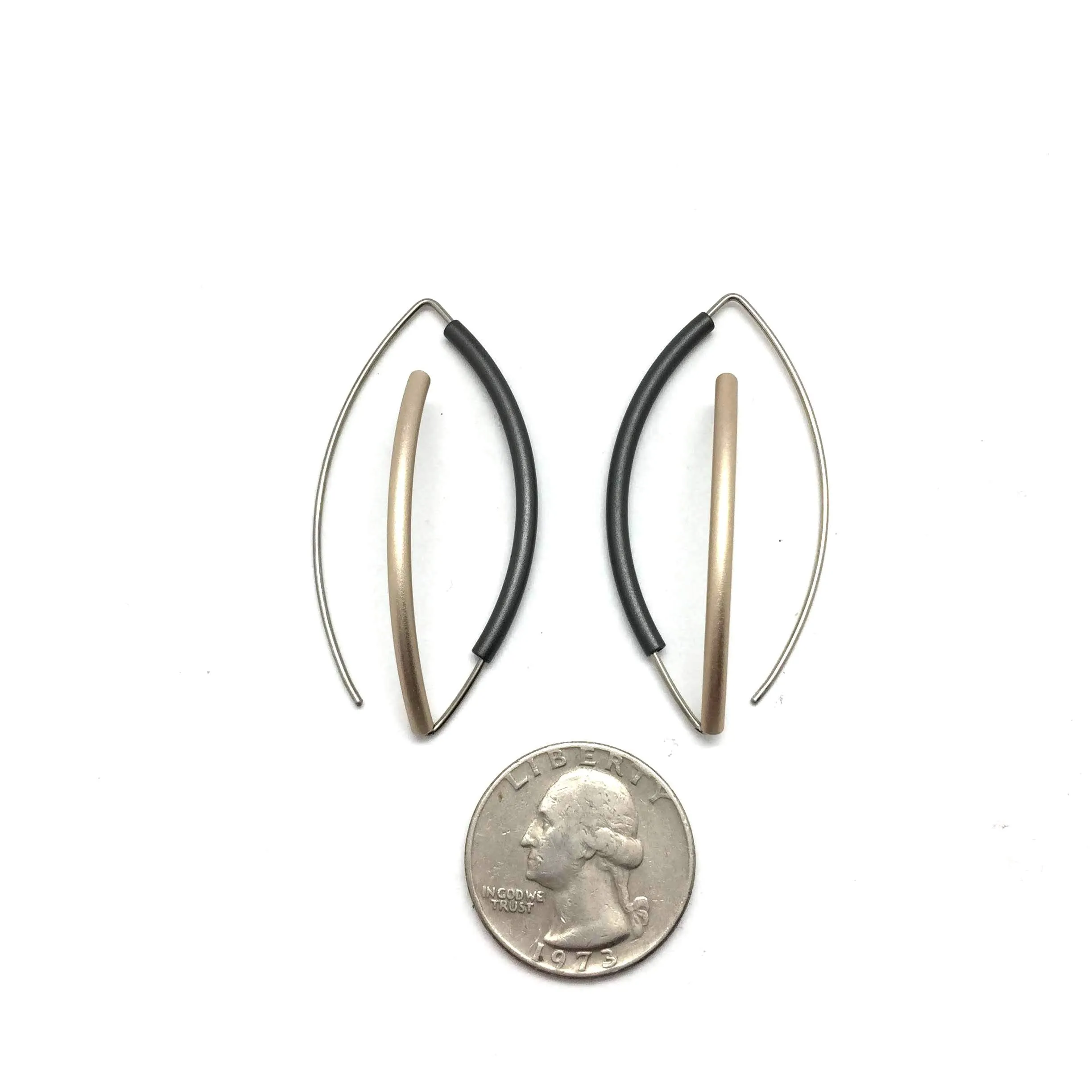 Black & Champagne 3D Bow Earrings - Round Tubing