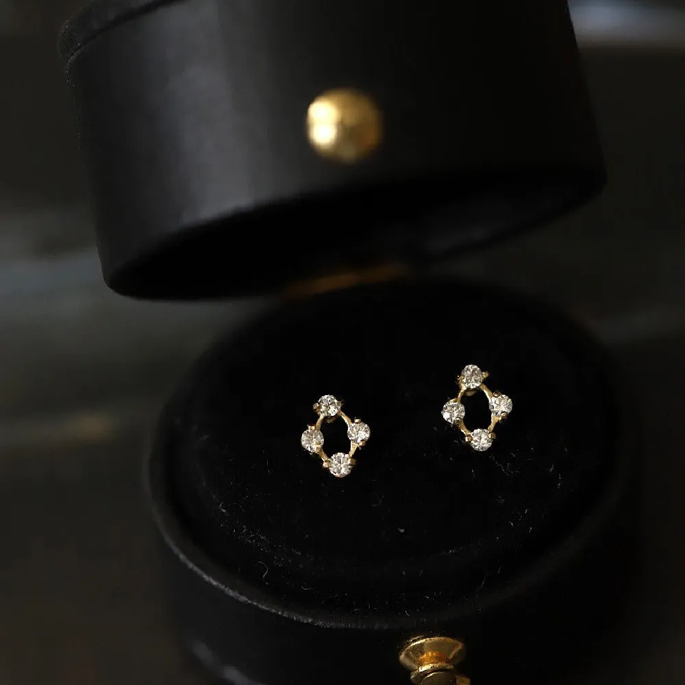 Diamond of Small Diamond Studs