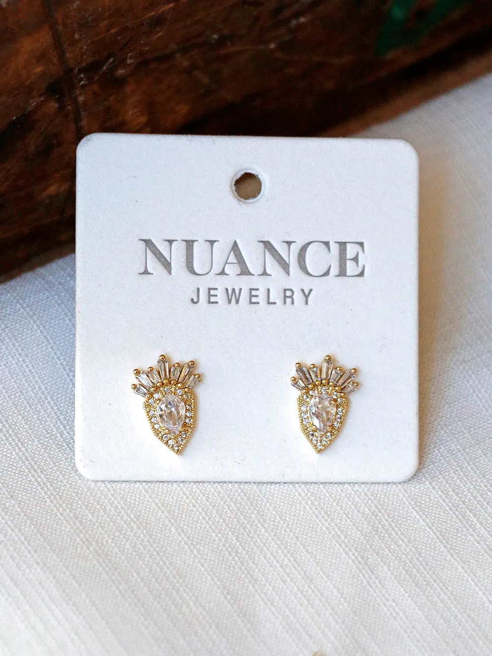 Nuance Queen Anne Studs