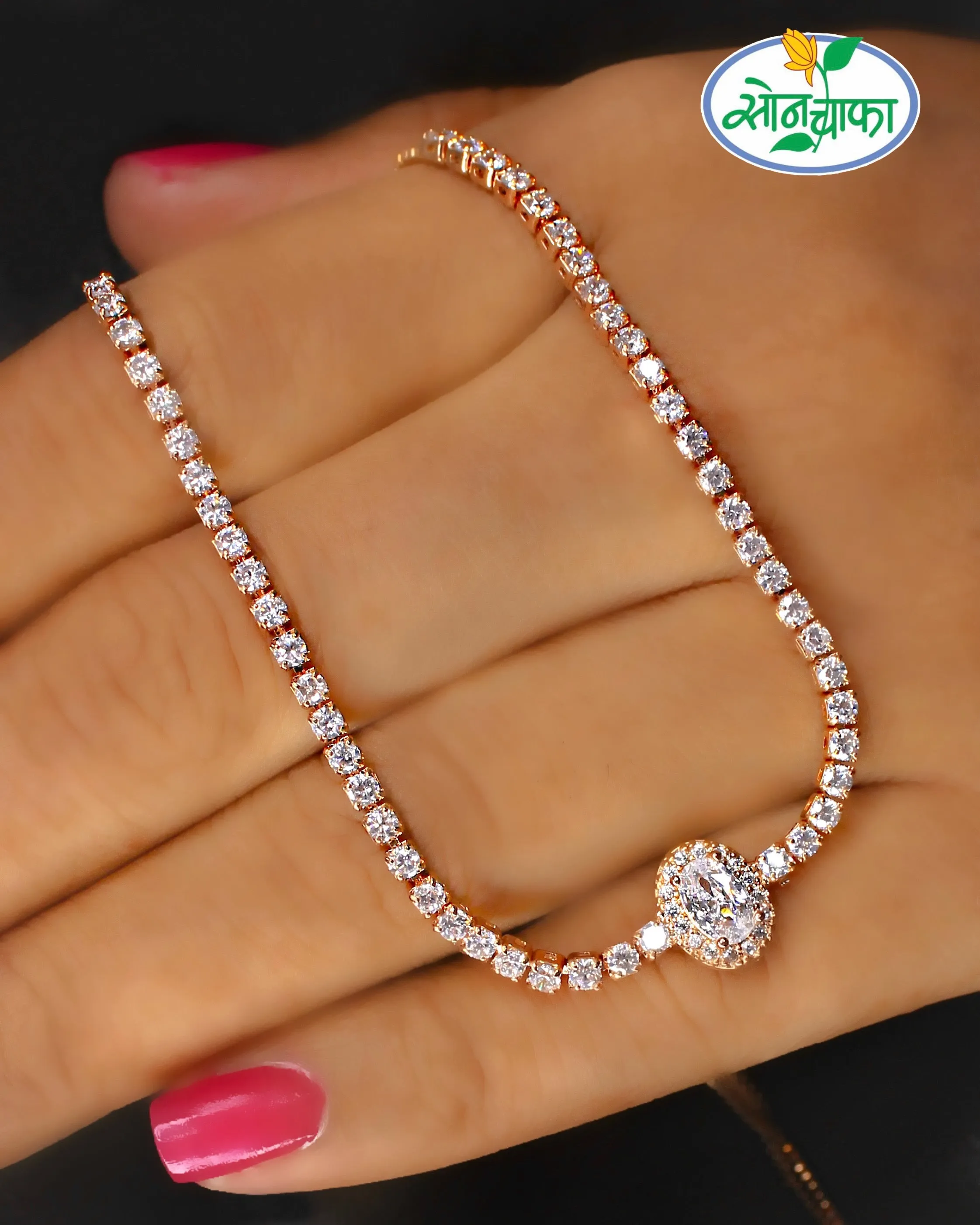 STYLISH DIAMOND NECKLACE