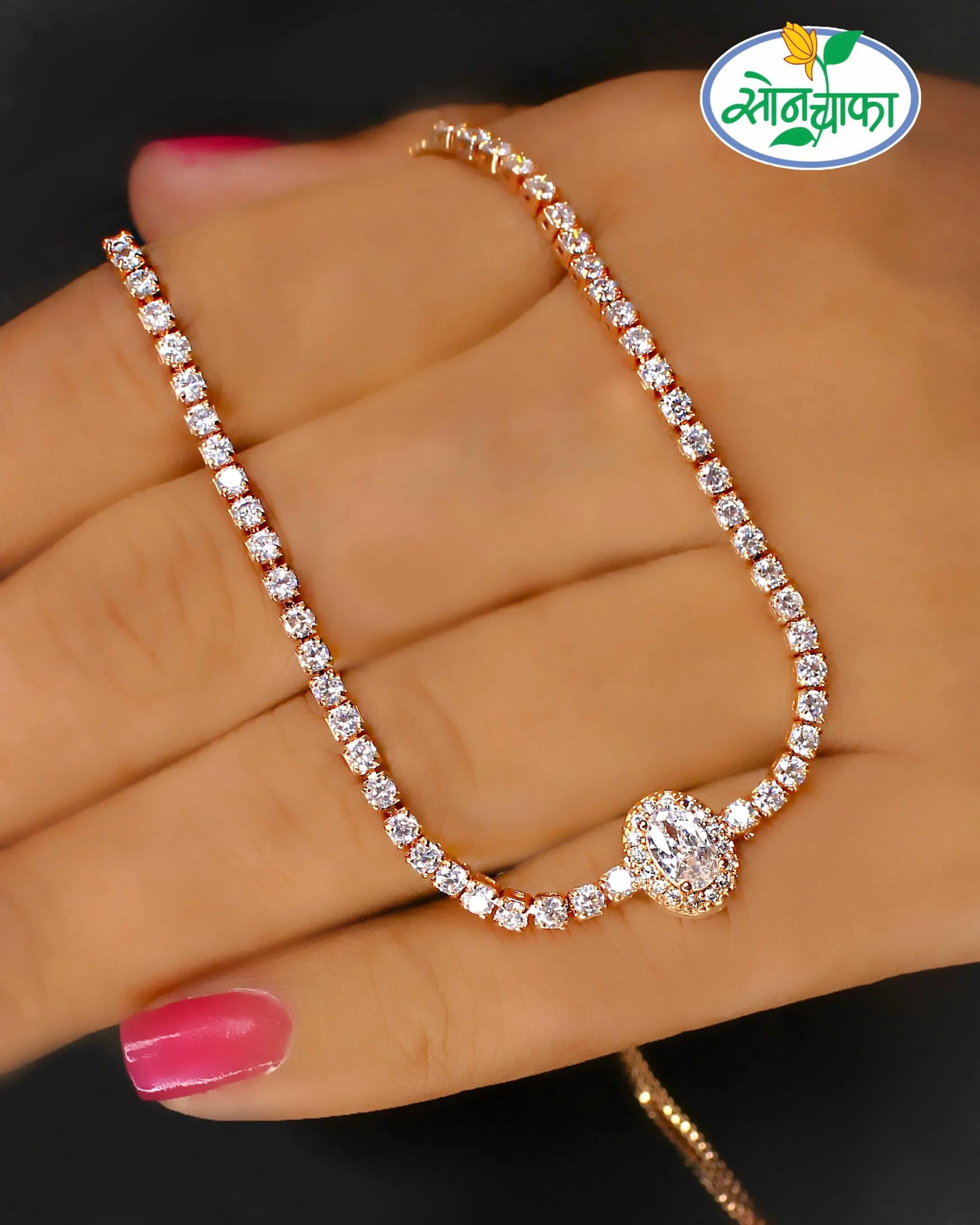 STYLISH DIAMOND NECKLACE