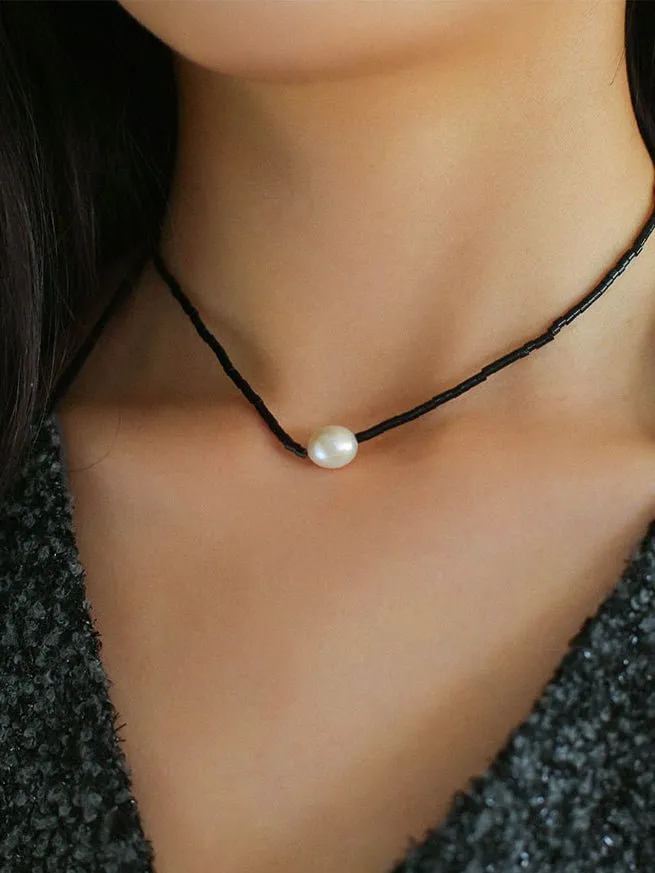 Vintage Black Agate Pearl Collarbone Necklace