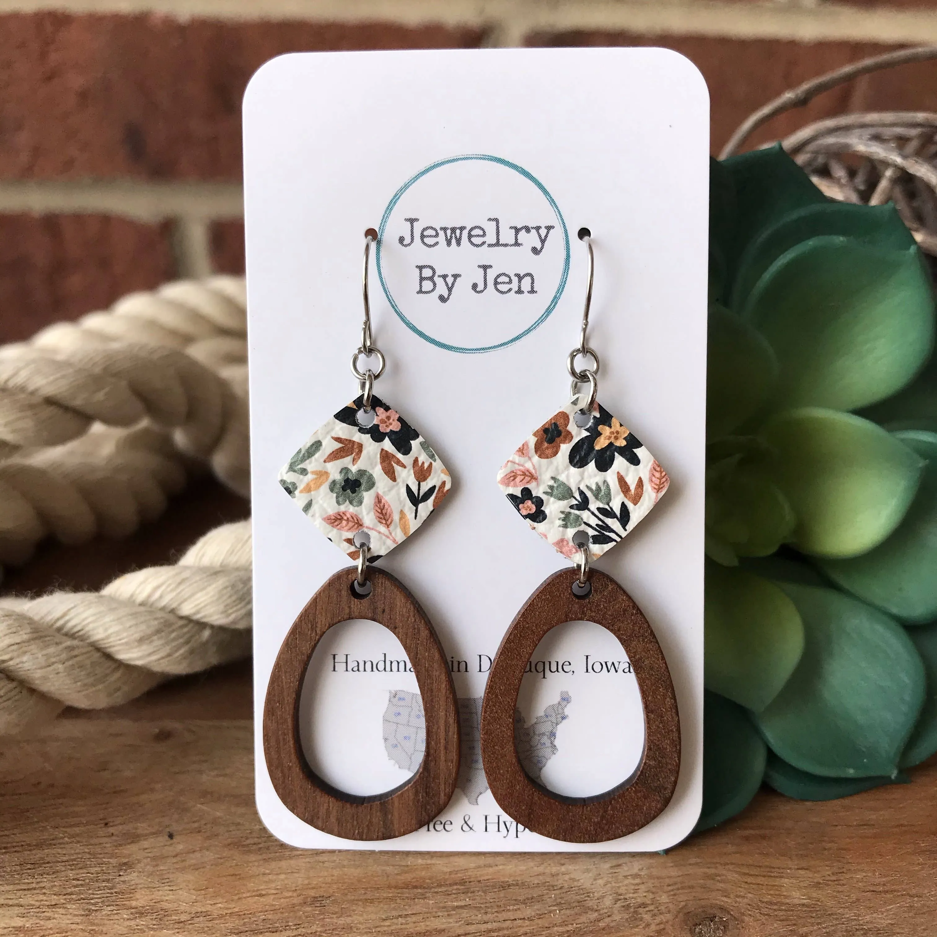 Wood Oblong & Gentle Summer Earrings